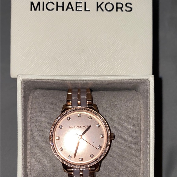 Michael kors brand new rose gold watch main image 4